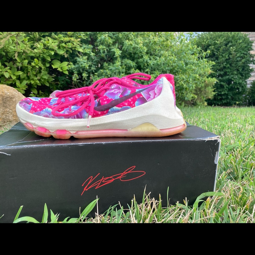 Rare Nike KD8’s 💓